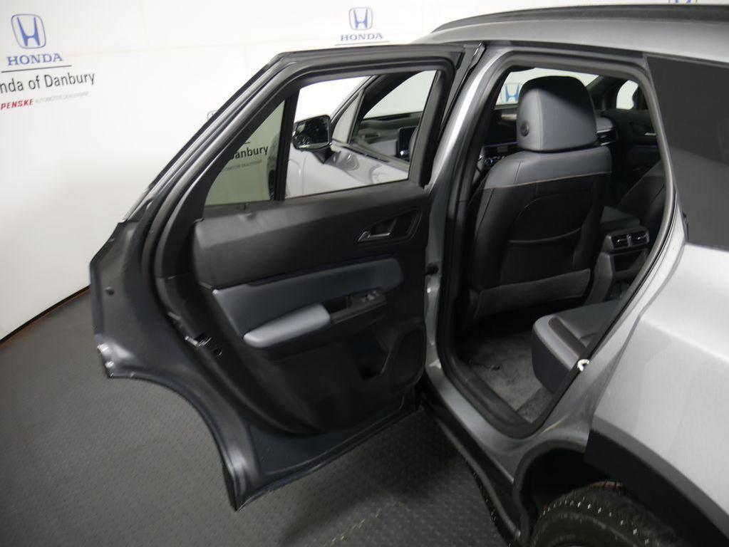 new 2025 Honda Prologue car, priced at $59,395