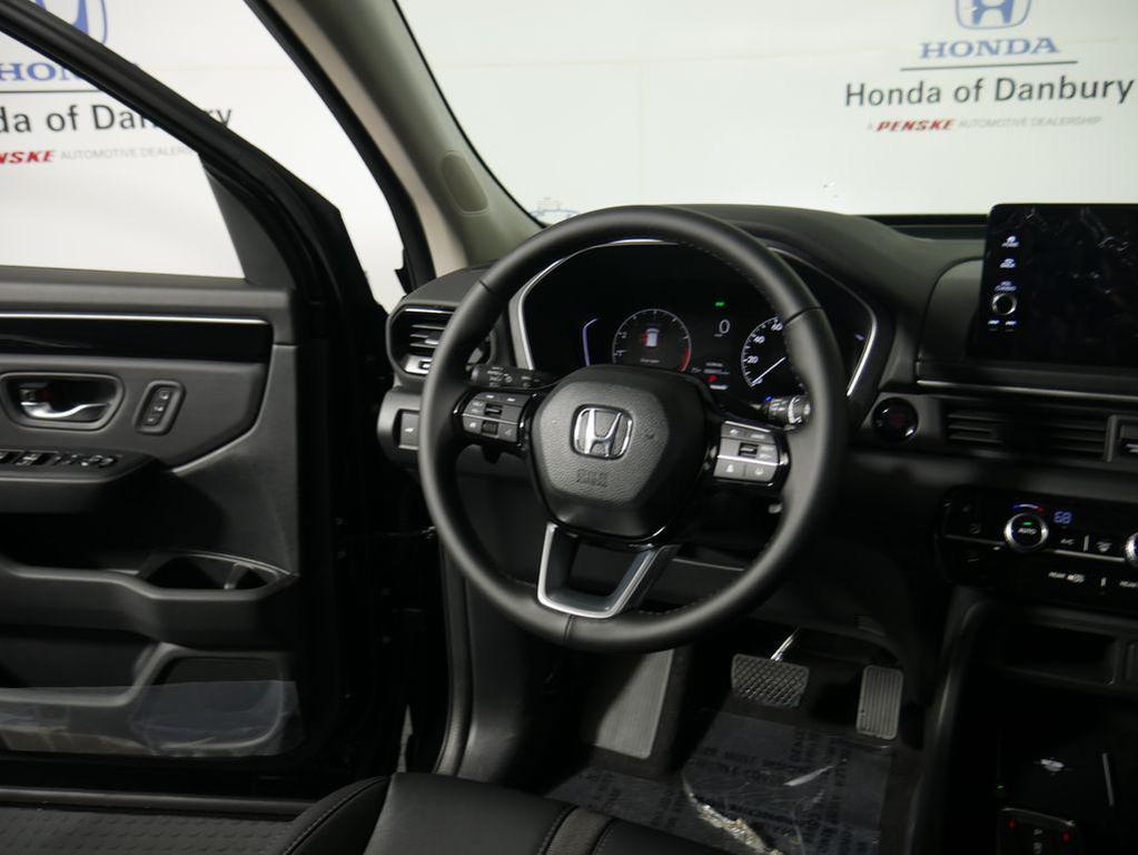 new 2025 Honda Pilot car, priced at $47,825