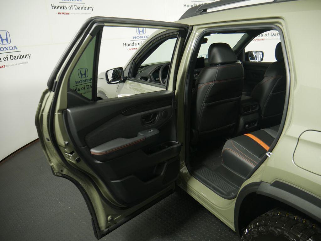 new 2026 Honda Passport car, priced at $54,400