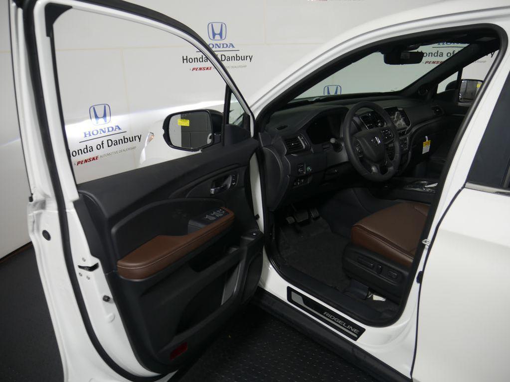 new 2025 Honda Ridgeline car, priced at $44,885