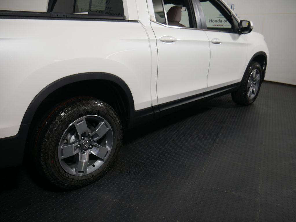 new 2025 Honda Ridgeline car, priced at $44,885