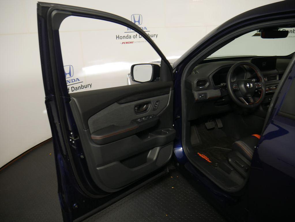 new 2026 Honda Passport car, priced at $49,900