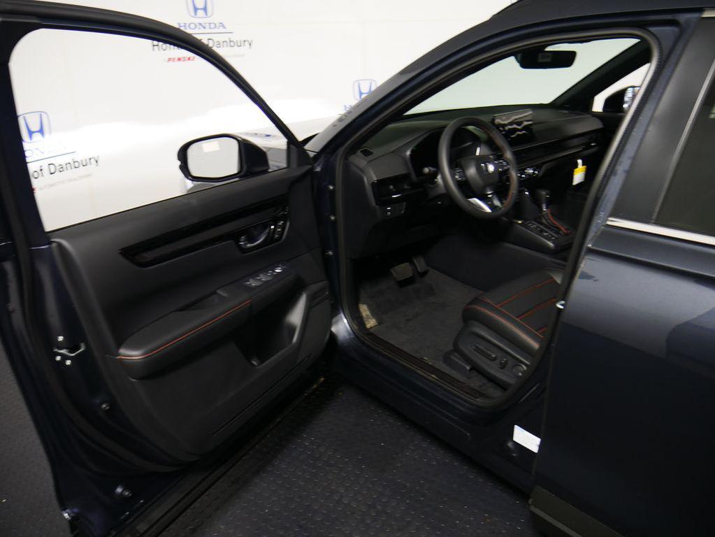 new 2026 Honda CR-V Hybrid car, priced at $43,700