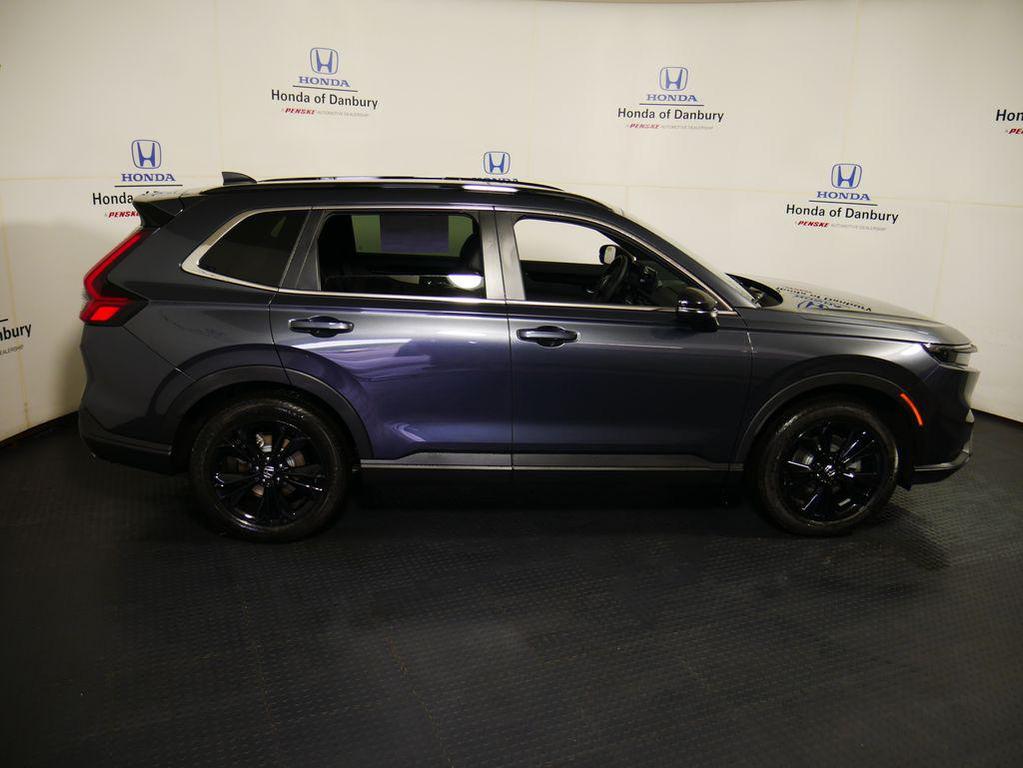 new 2026 Honda CR-V Hybrid car, priced at $43,700