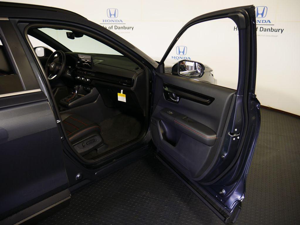 new 2026 Honda CR-V Hybrid car, priced at $43,700