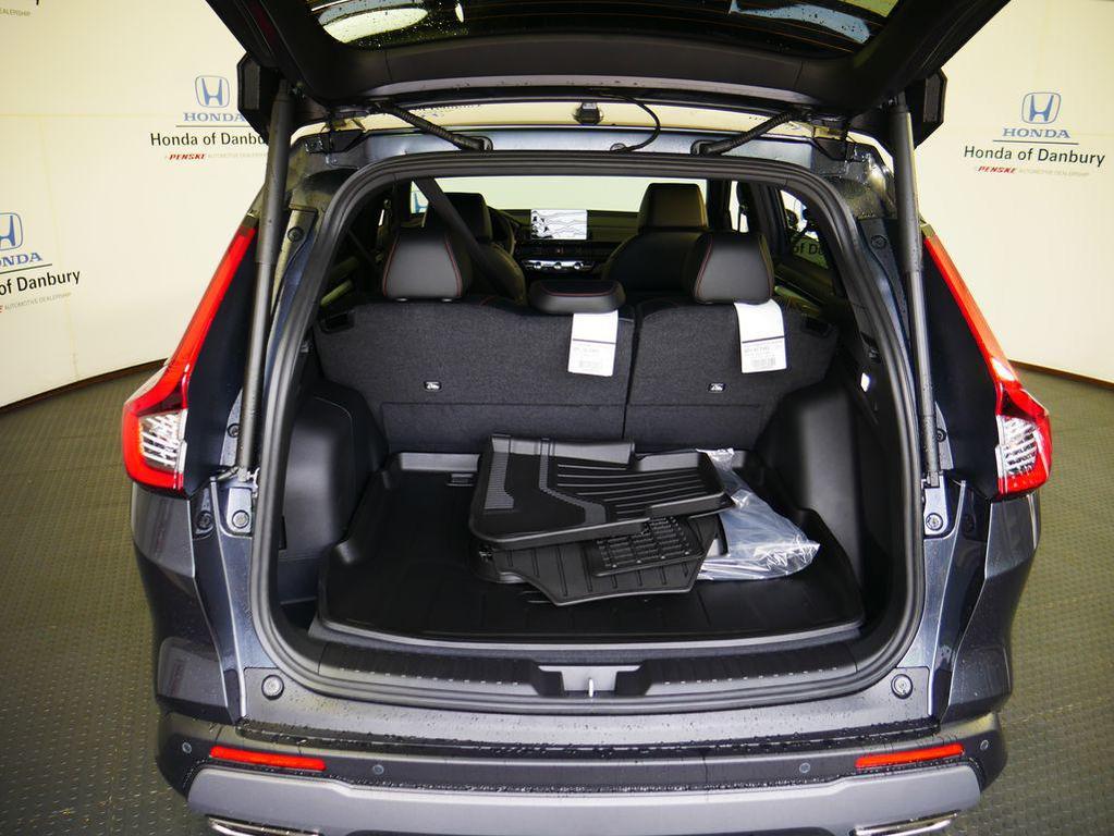 new 2026 Honda CR-V Hybrid car, priced at $43,700