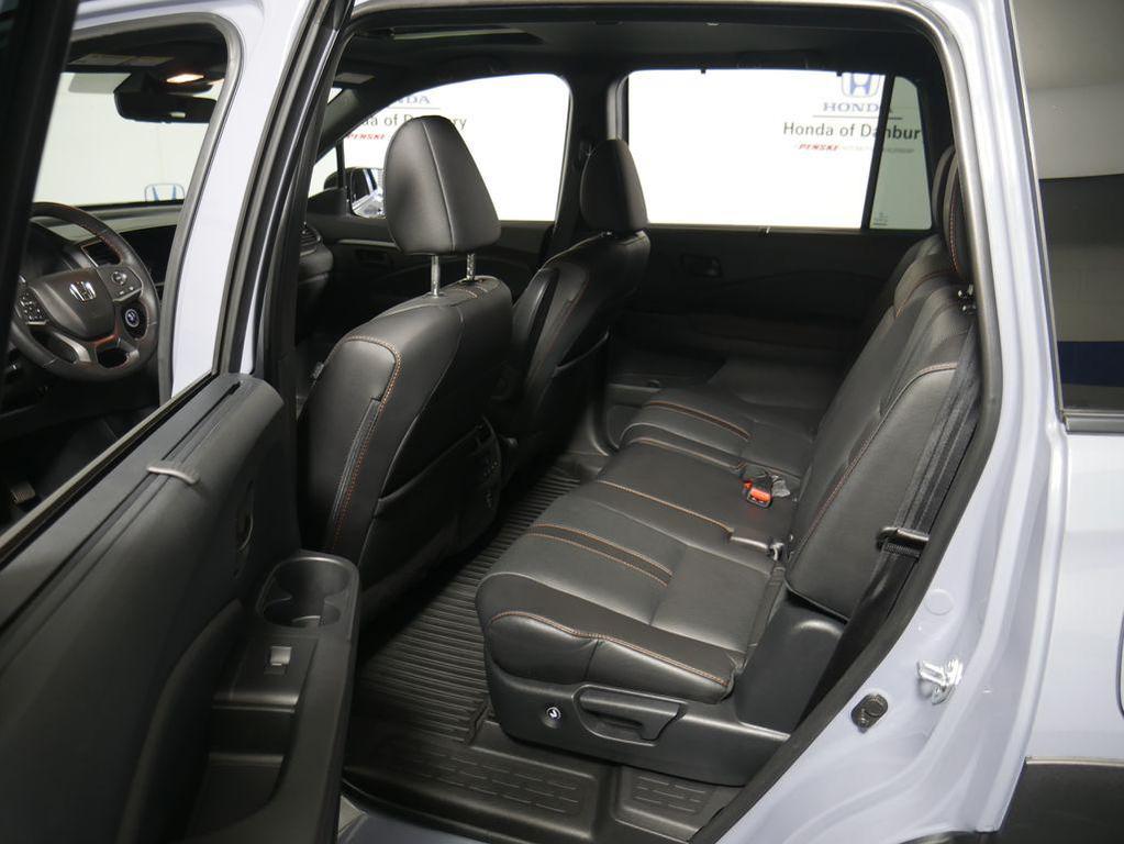 used 2022 Honda Pilot car, priced at $31,495