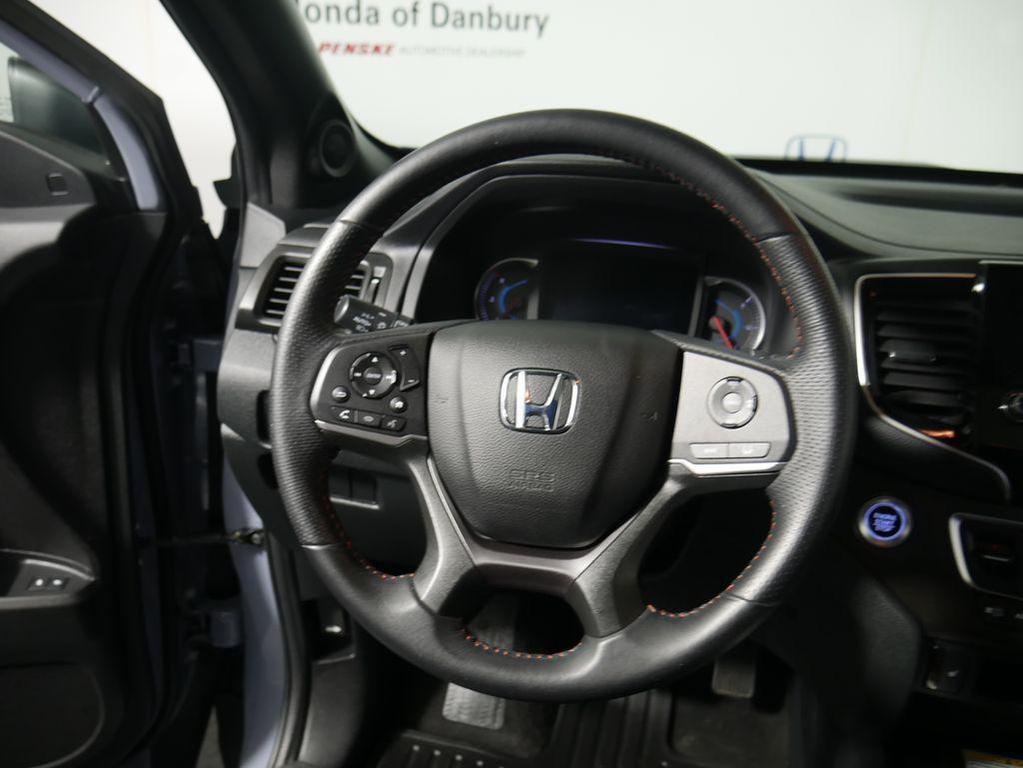 used 2022 Honda Pilot car, priced at $31,495