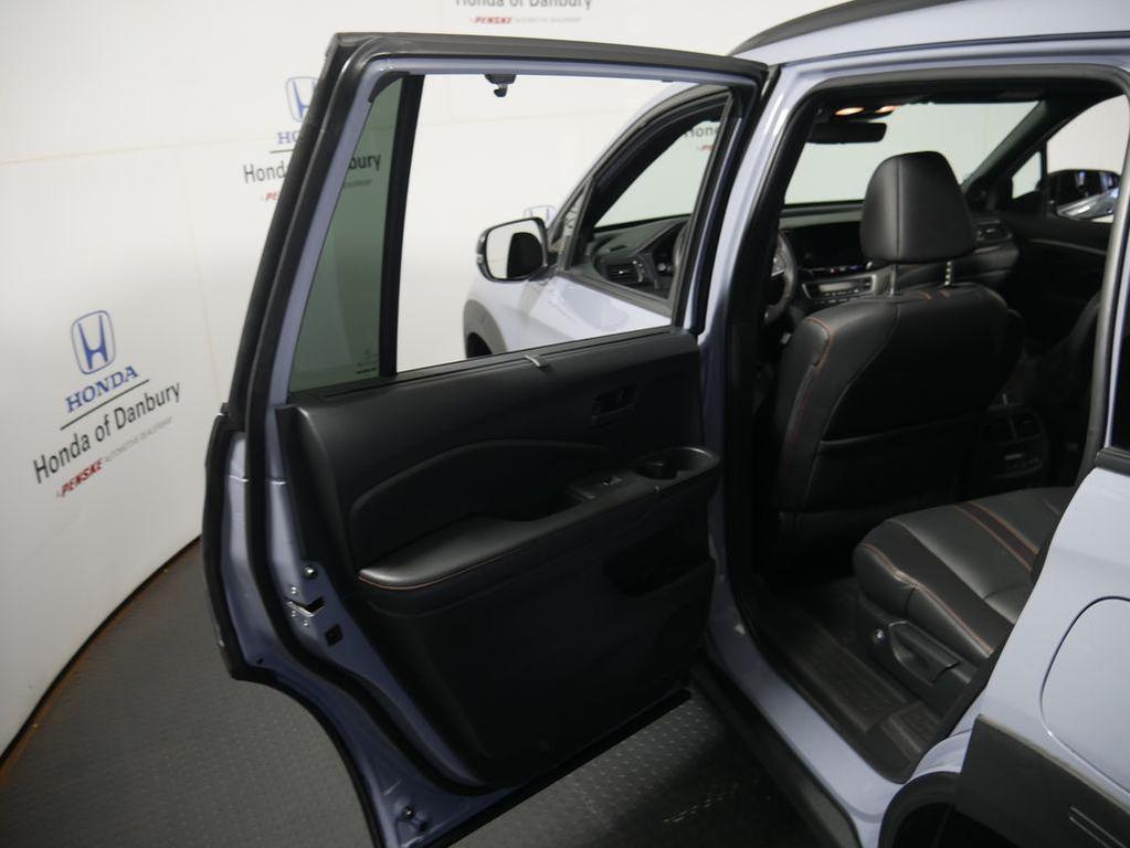 used 2022 Honda Pilot car, priced at $31,495