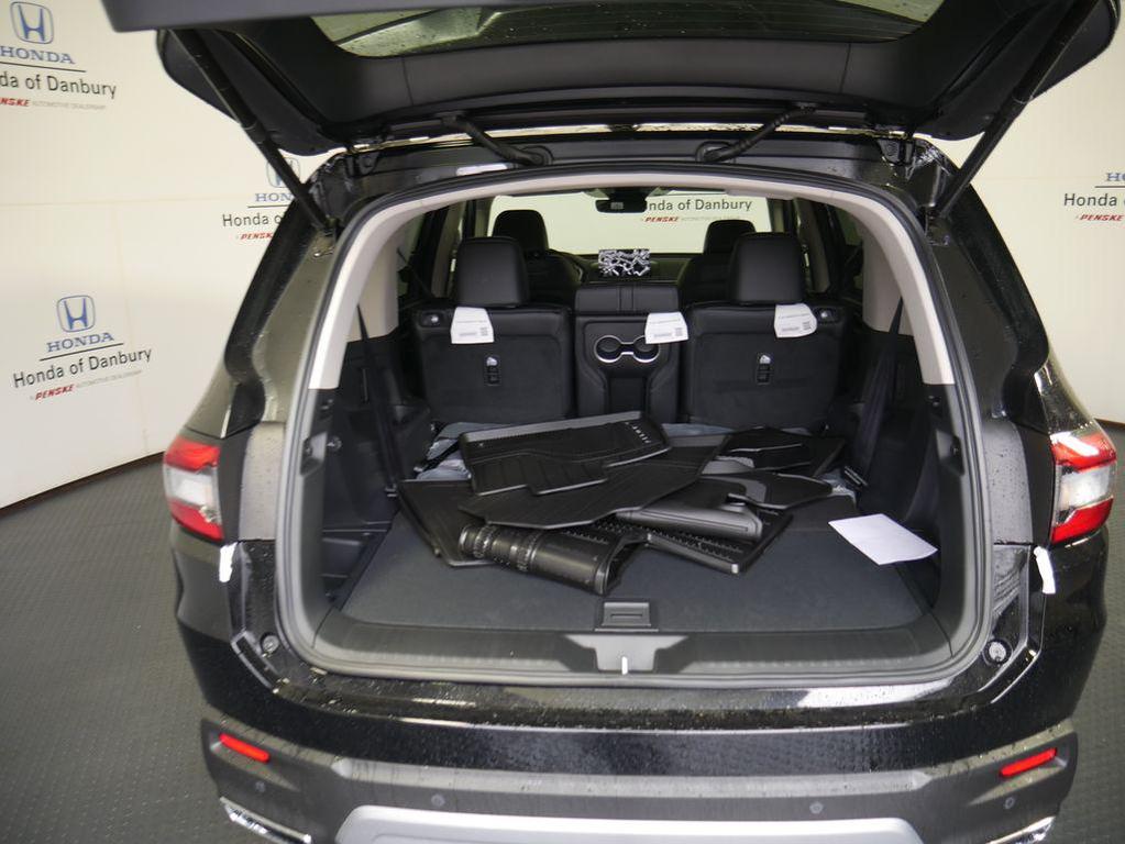 new 2025 Honda Pilot car, priced at $54,575