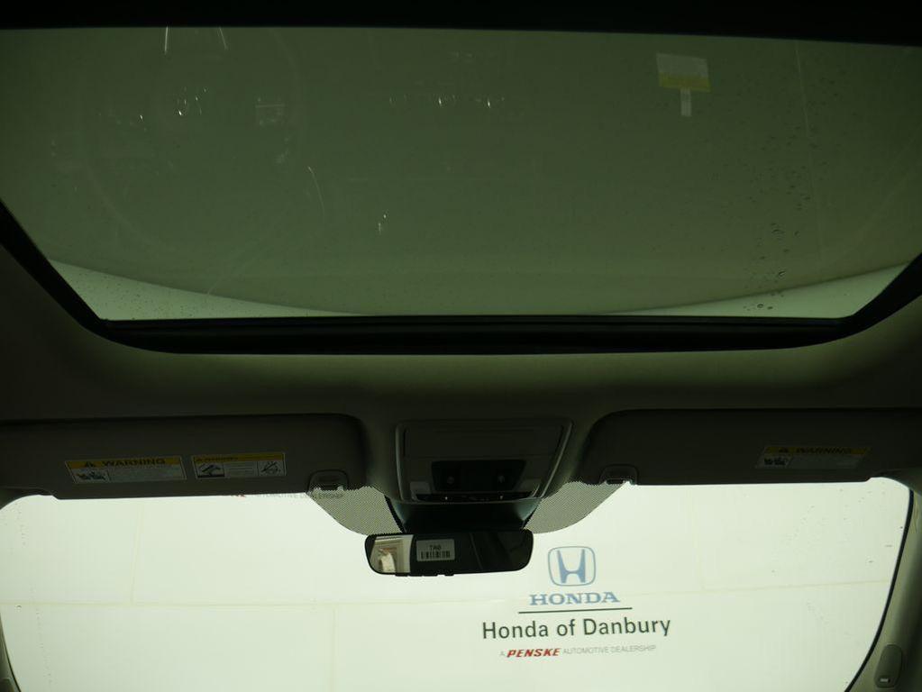 new 2025 Honda Pilot car, priced at $54,575