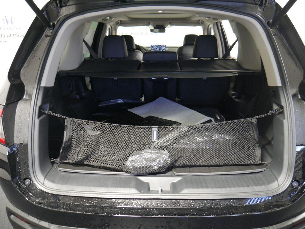 new 2025 Honda Pilot car, priced at $51,095