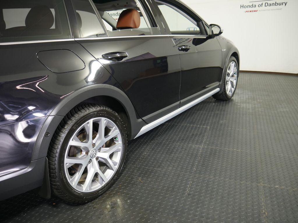 used 2017 Volkswagen Golf Alltrack car, priced at $12,995