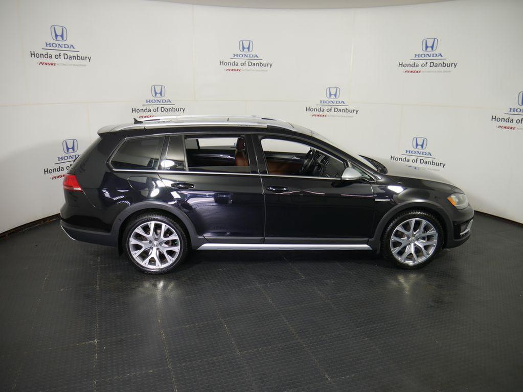 used 2017 Volkswagen Golf Alltrack car, priced at $12,995
