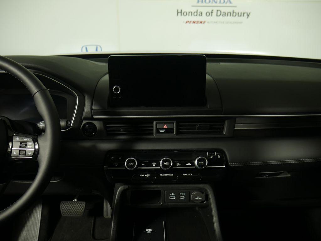 used 2025 Honda Pilot car, priced at $46,995