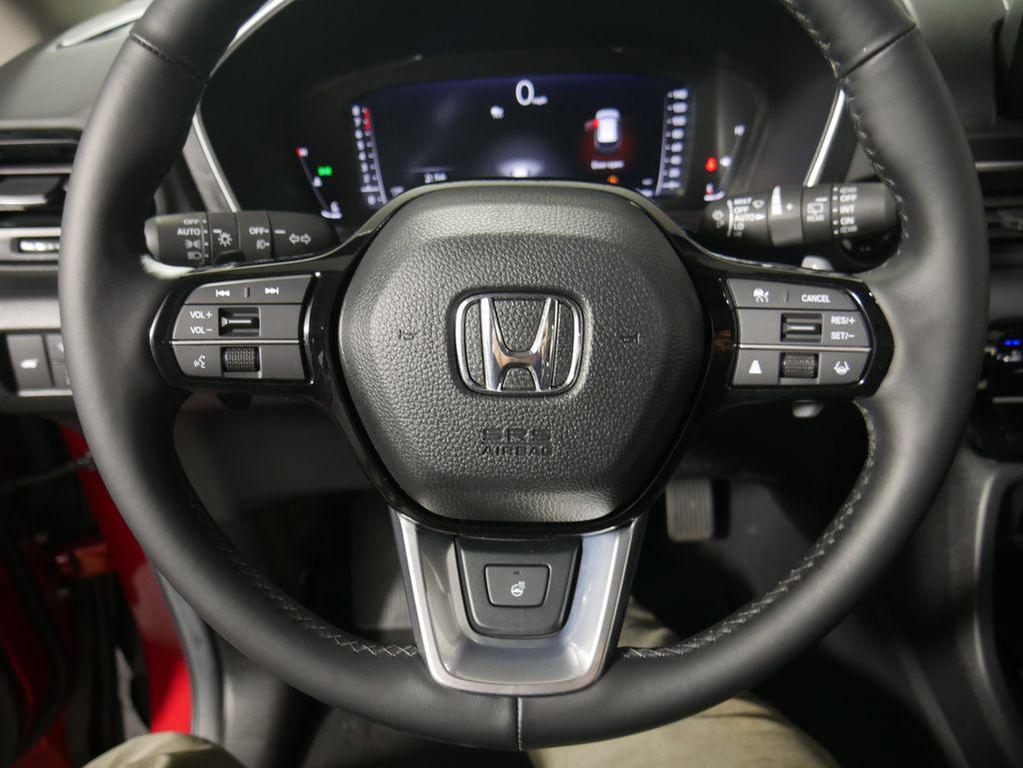 used 2025 Honda Pilot car, priced at $46,995