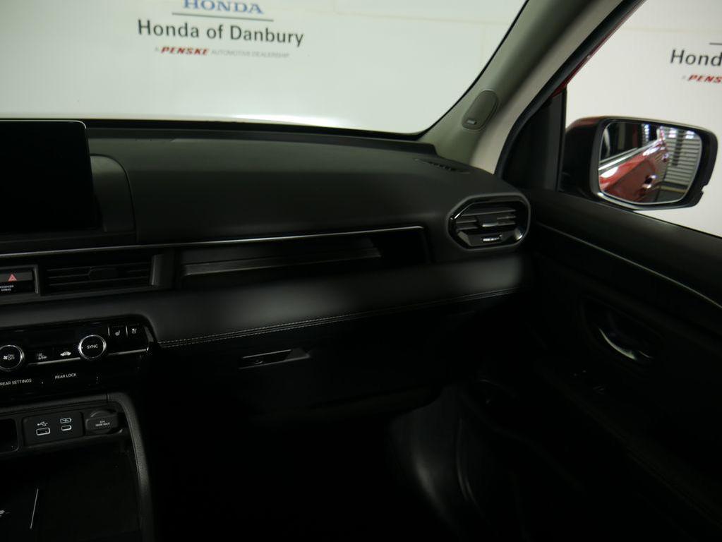 used 2025 Honda Pilot car, priced at $46,995