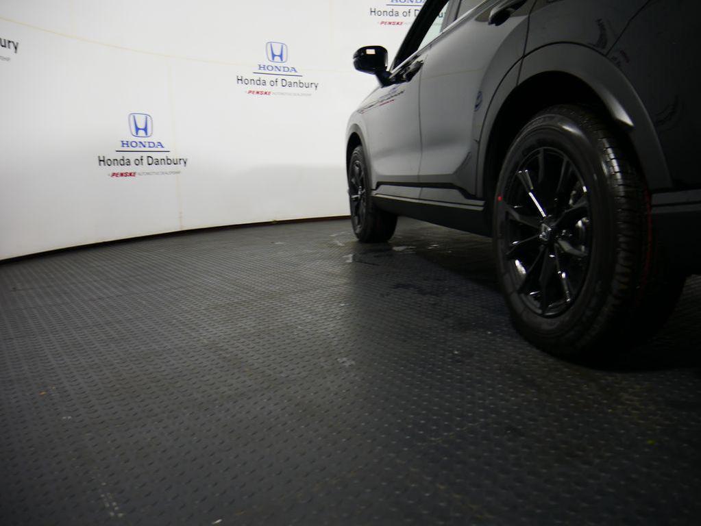 new 2026 Honda CR-V Hybrid car, priced at $41,675