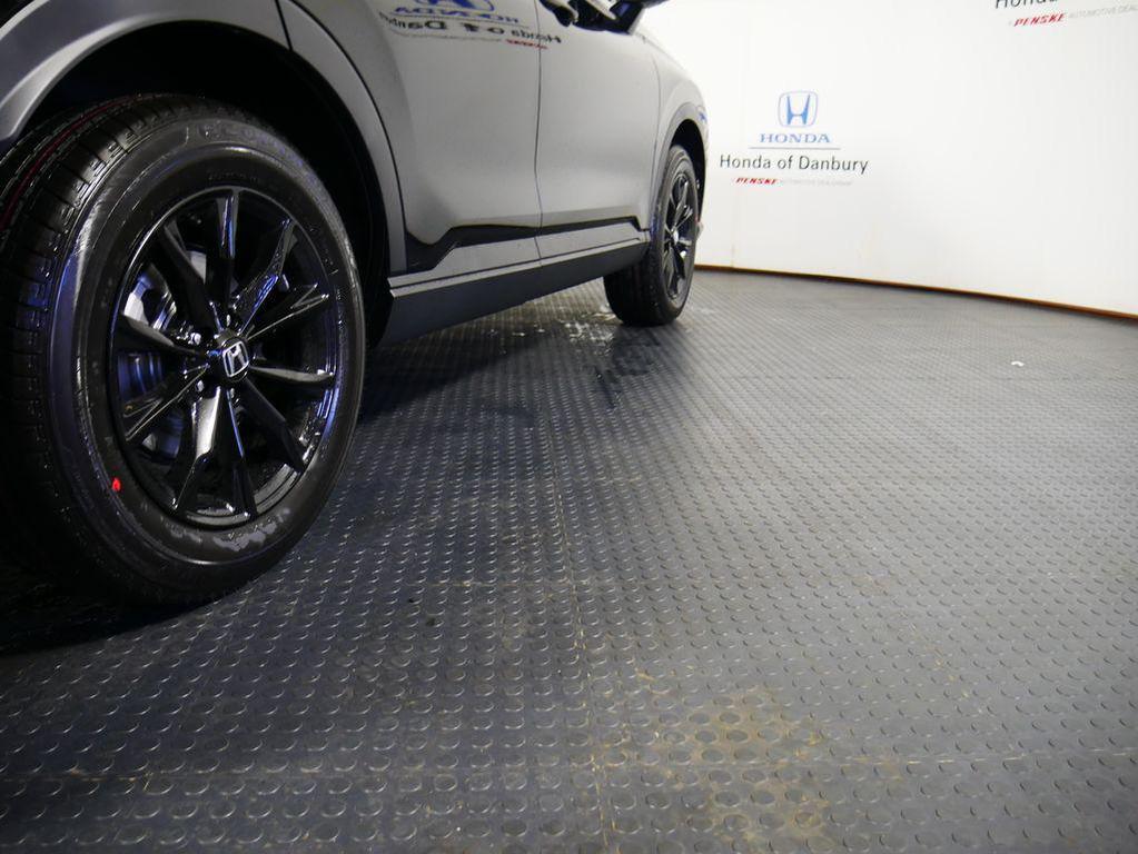 new 2026 Honda CR-V Hybrid car, priced at $41,675