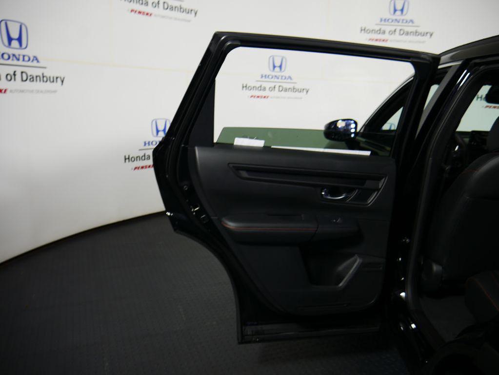 new 2026 Honda CR-V Hybrid car, priced at $41,675