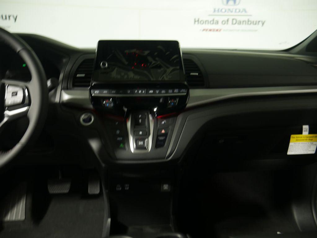 new 2026 Honda Odyssey car, priced at $46,210