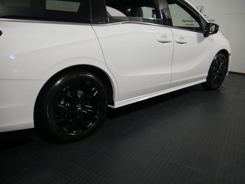 new 2026 Honda Odyssey car, priced at $46,210