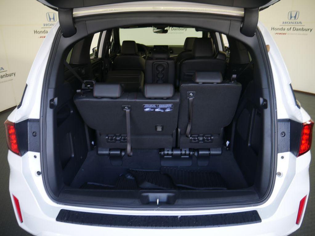 new 2026 Honda Odyssey car, priced at $46,210