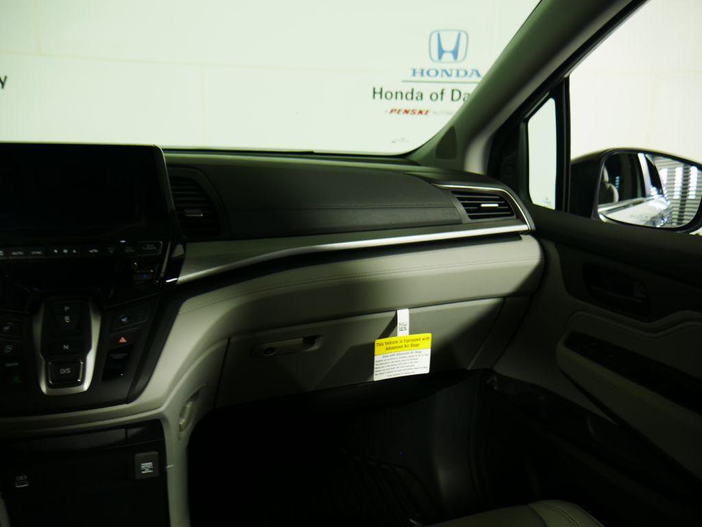 new 2026 Honda Odyssey car, priced at $44,290