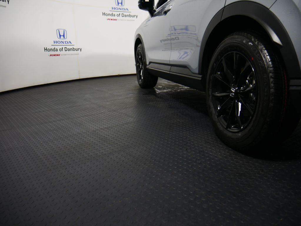 new 2026 Honda CR-V Hybrid car, priced at $41,675