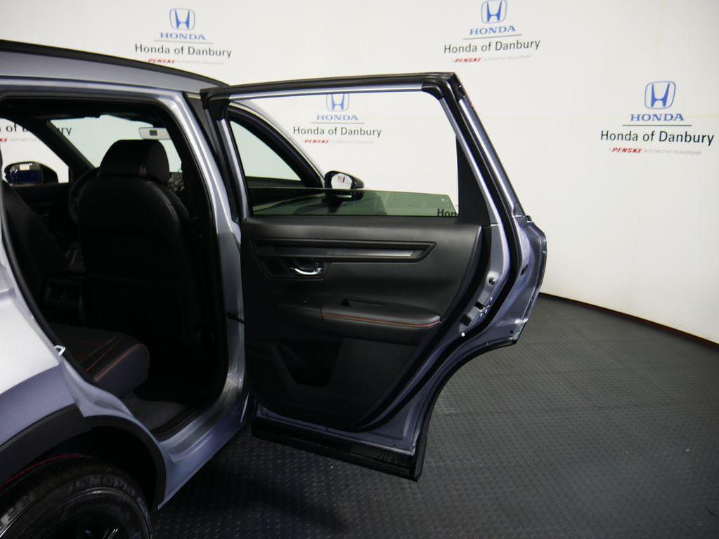 new 2026 Honda CR-V Hybrid car, priced at $41,675