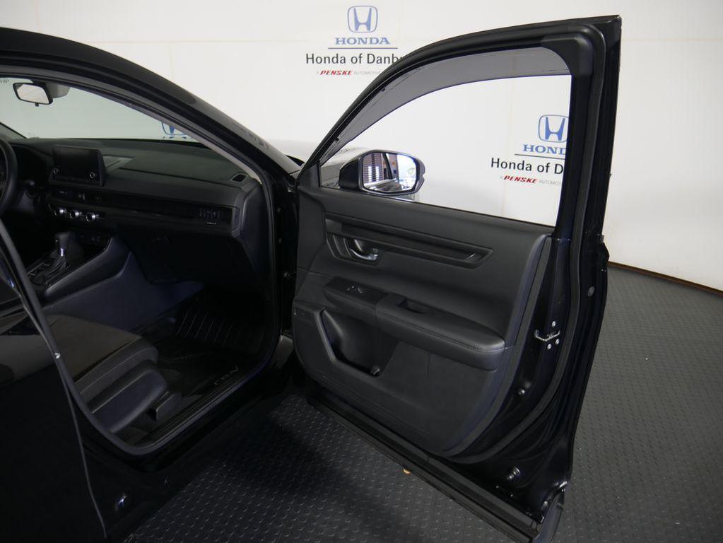 used 2023 Honda CR-V car, priced at $28,999