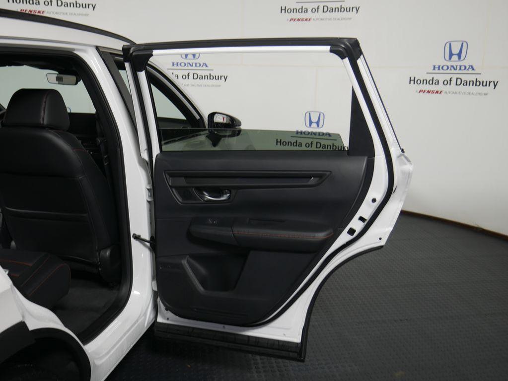 new 2026 Honda CR-V Hybrid car, priced at $42,130