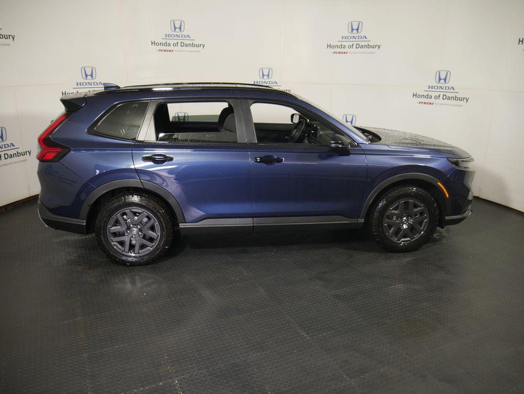 new 2026 Honda CR-V Hybrid car, priced at $40,250