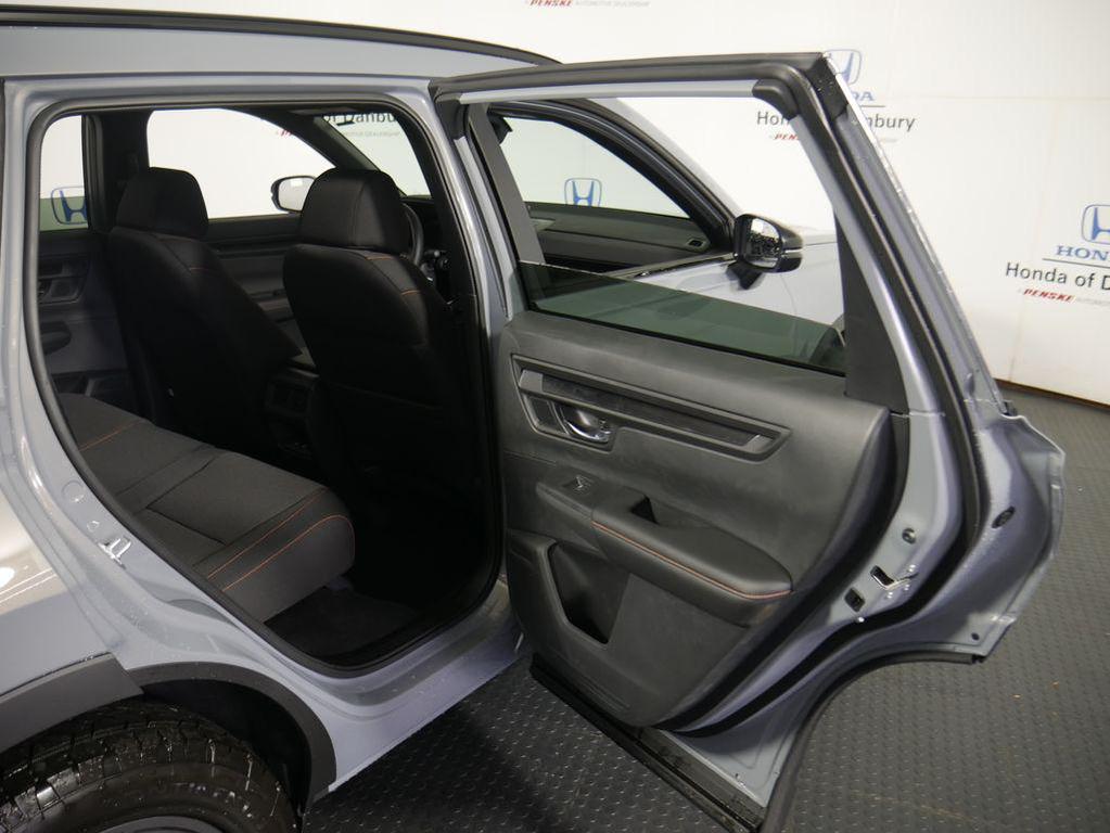new 2026 Honda CR-V Hybrid car, priced at $40,705