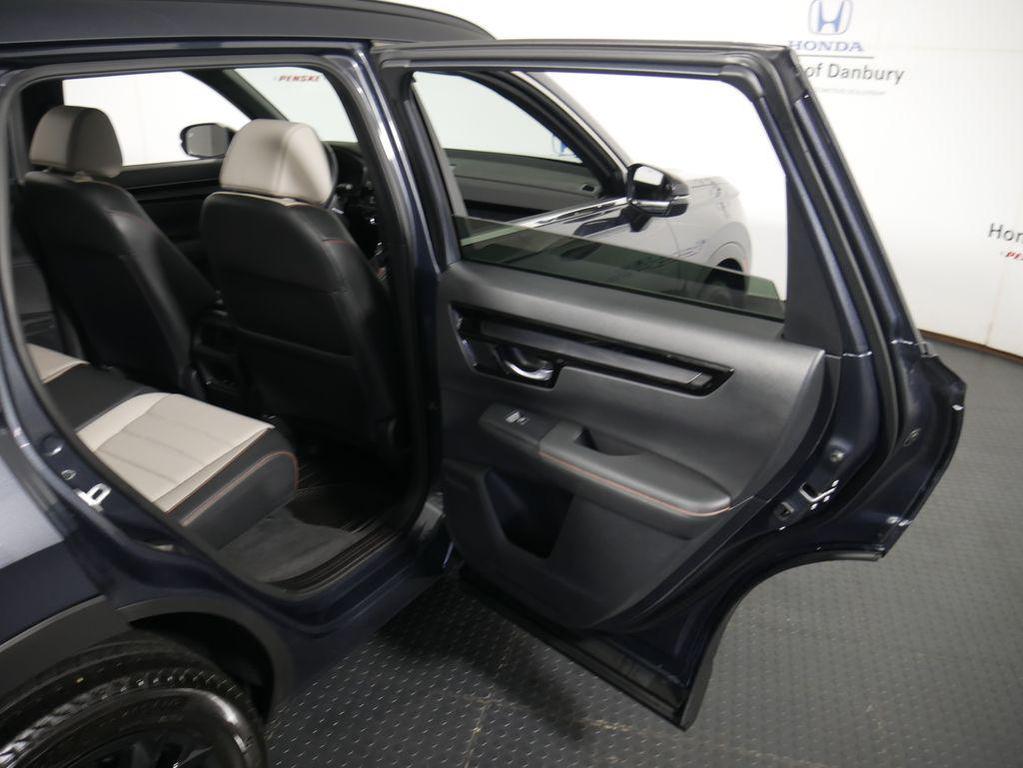 used 2024 Honda CR-V Hybrid car, priced at $35,976