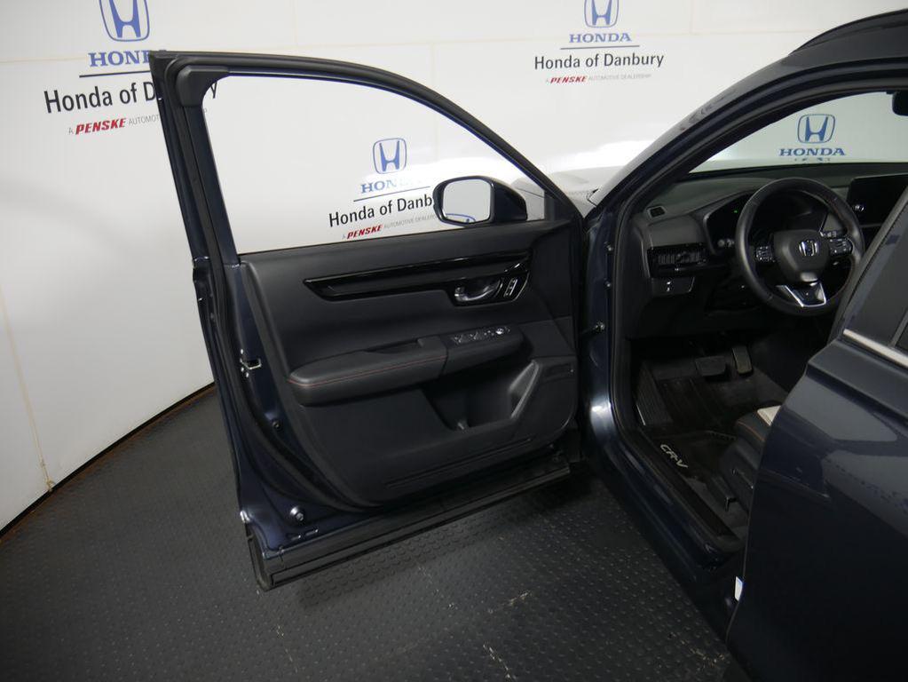 used 2024 Honda CR-V Hybrid car, priced at $35,976