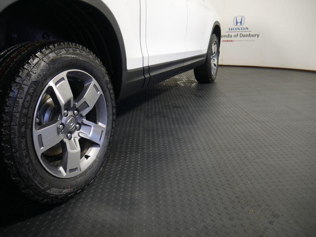 new 2025 Honda Ridgeline car, priced at $45,080