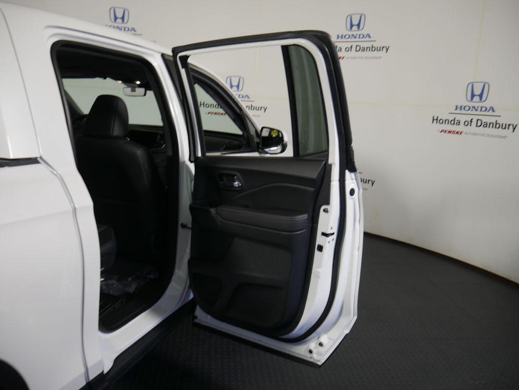 new 2025 Honda Ridgeline car, priced at $45,080