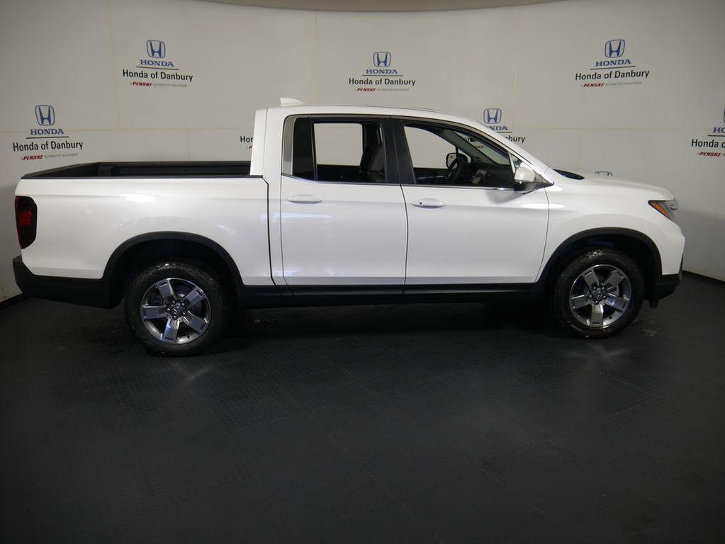 new 2025 Honda Ridgeline car, priced at $45,080