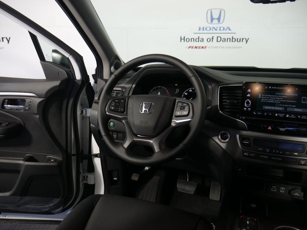 new 2025 Honda Ridgeline car, priced at $45,080