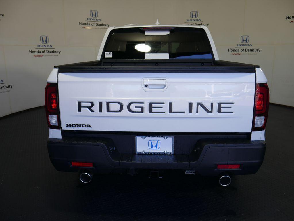 new 2025 Honda Ridgeline car, priced at $45,080