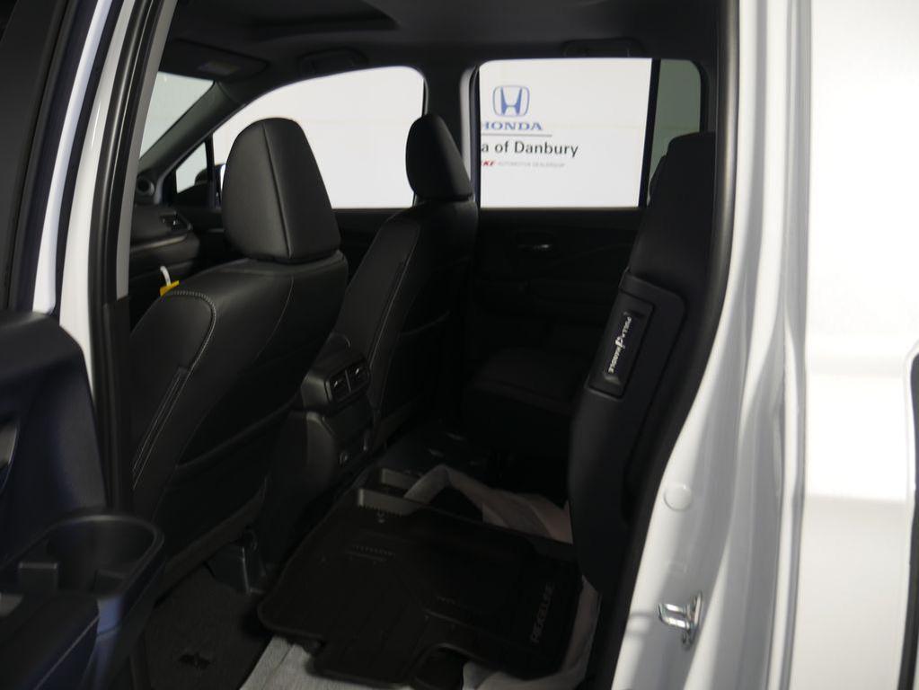 new 2025 Honda Ridgeline car, priced at $45,080