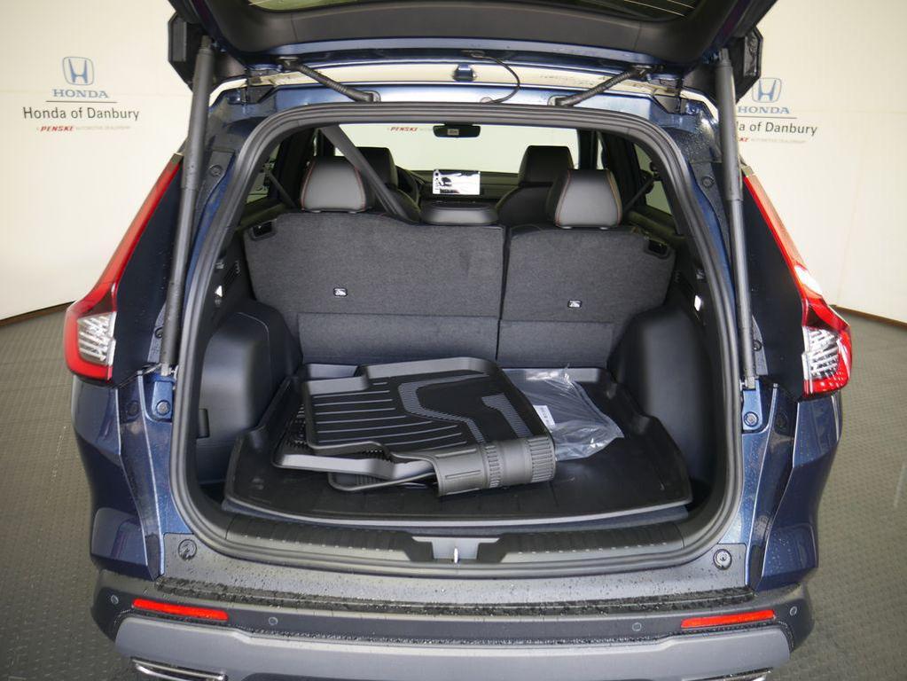 new 2026 Honda CR-V Hybrid car, priced at $41,675