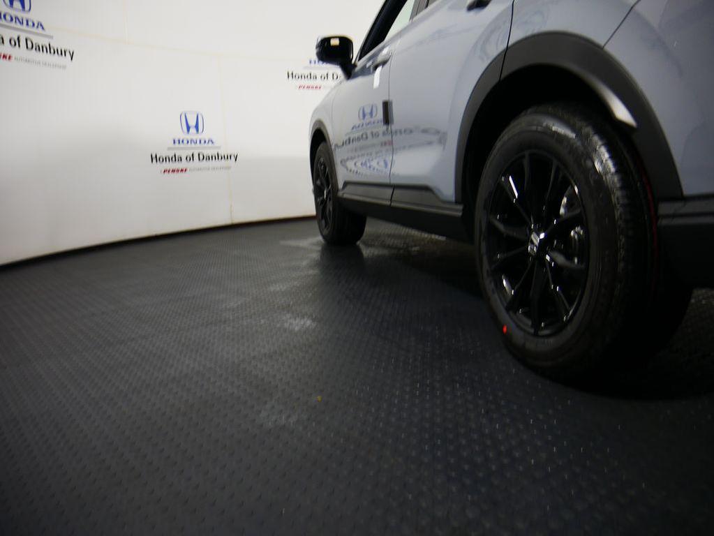 new 2026 Honda CR-V Hybrid car, priced at $39,035