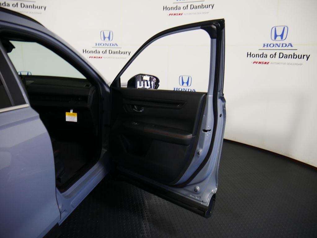 new 2026 Honda CR-V Hybrid car, priced at $39,035