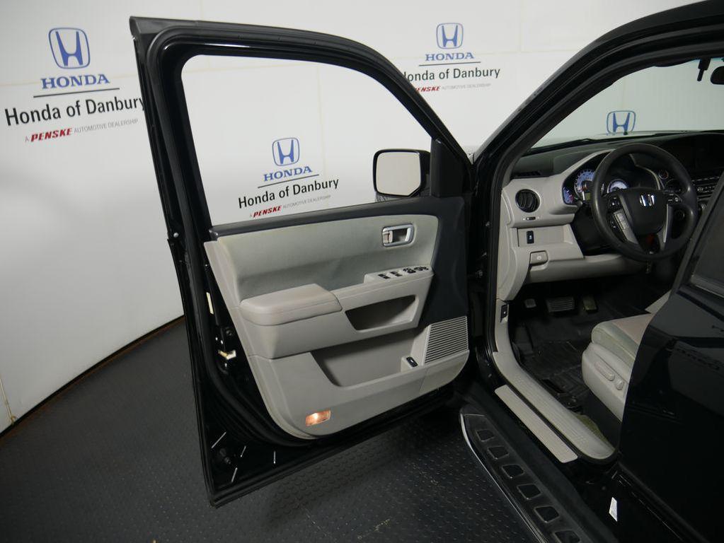 used 2015 Honda Pilot car, priced at $11,444