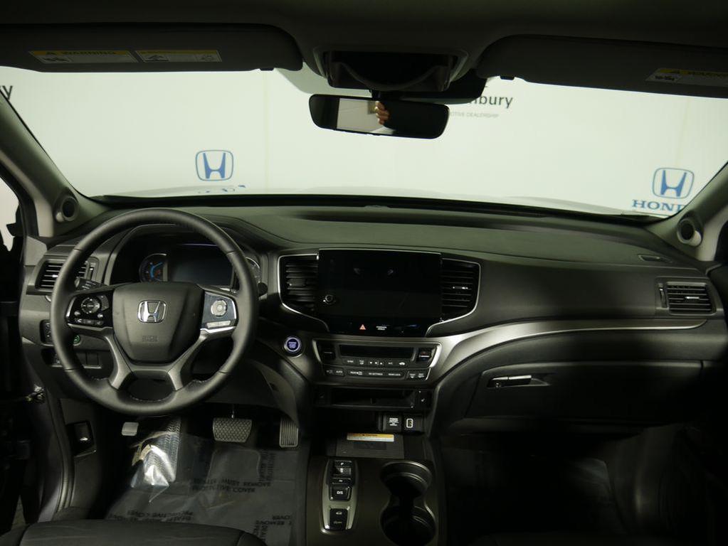 used 2022 Honda Pilot car, priced at $32,495
