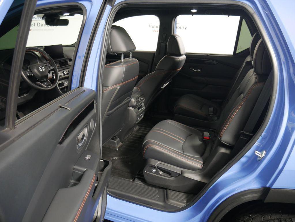 used 2024 Honda Pilot car, priced at $40,495