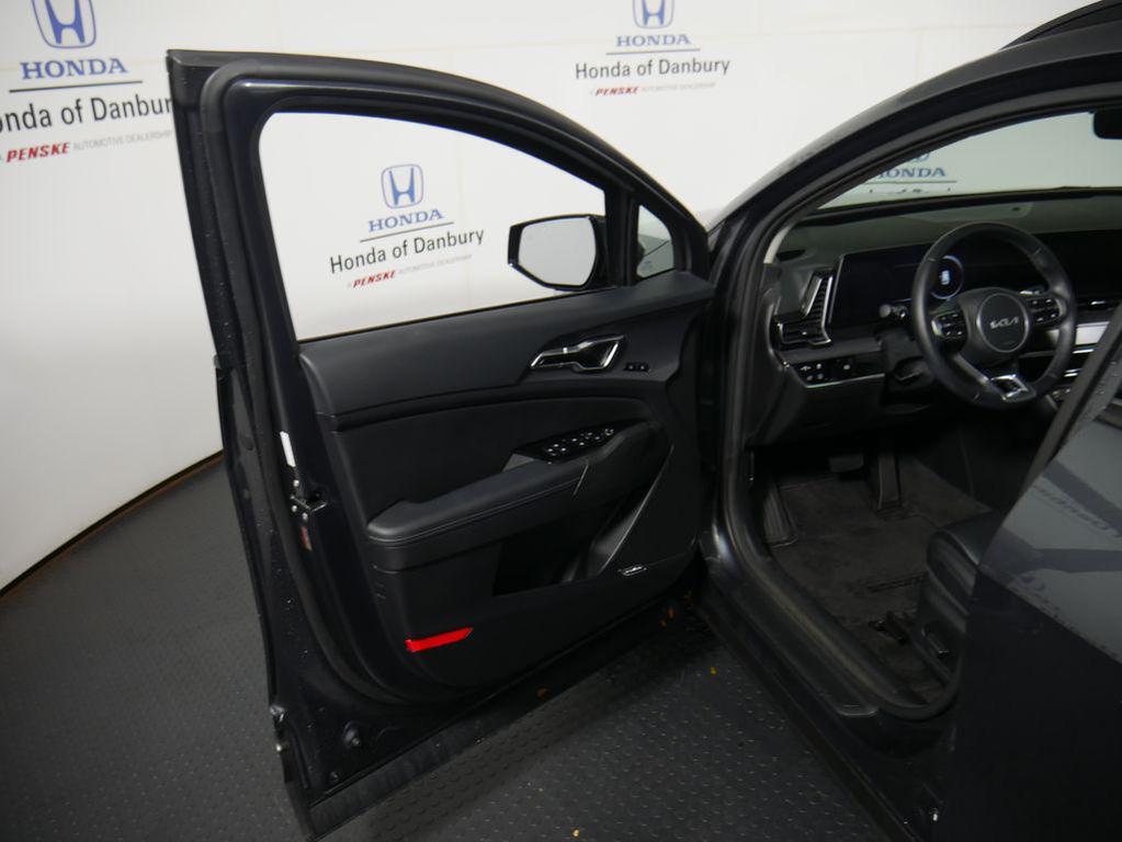 used 2024 Kia Sportage Hybrid car, priced at $33,995