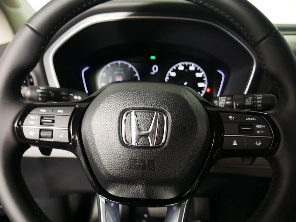 new 2025 Honda Pilot car, priced at $47,095